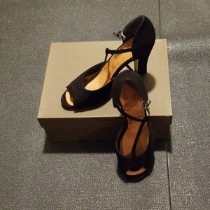 Sz 39.5 EU CHIE MIHARA ladies black dress heels